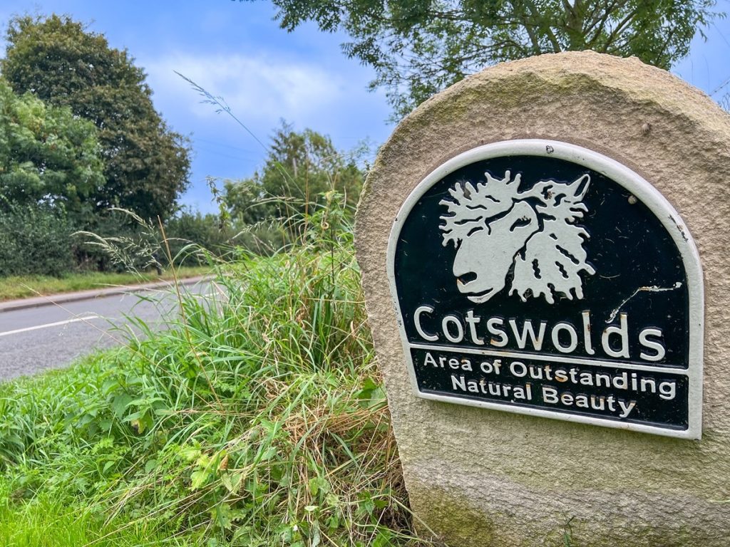 No 250017-10 Cotswolds 來源 Cotswolds Adventures - 報新聞 Mega News