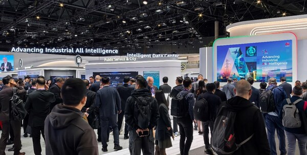 The Huawei Enterprise booth at MWC Barcelona 2026